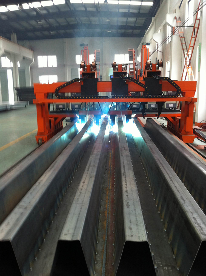自動(dòng)電焊機(jī)